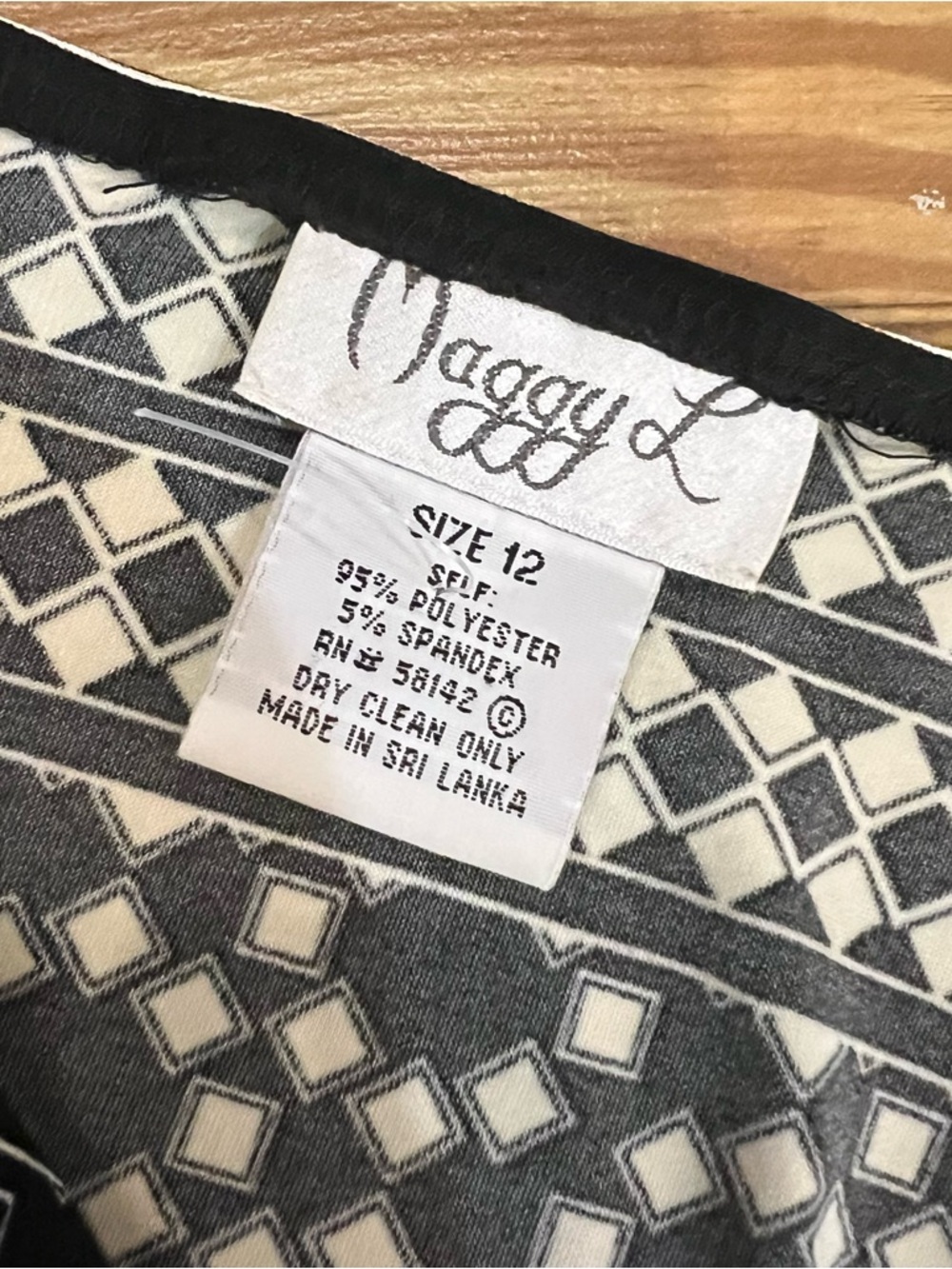 Maggy London Black & White Geometric V-Neck Fit-and-Flare Midi Dress - Picture 3 of 6